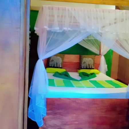 מלון סיגירייה Sigiri Aliya Tree House מראה חיצוני תמונה